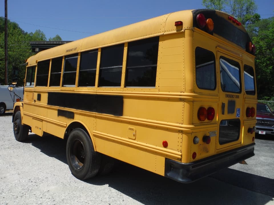 2001 Freightliner FS-65 School Bus - Image 6