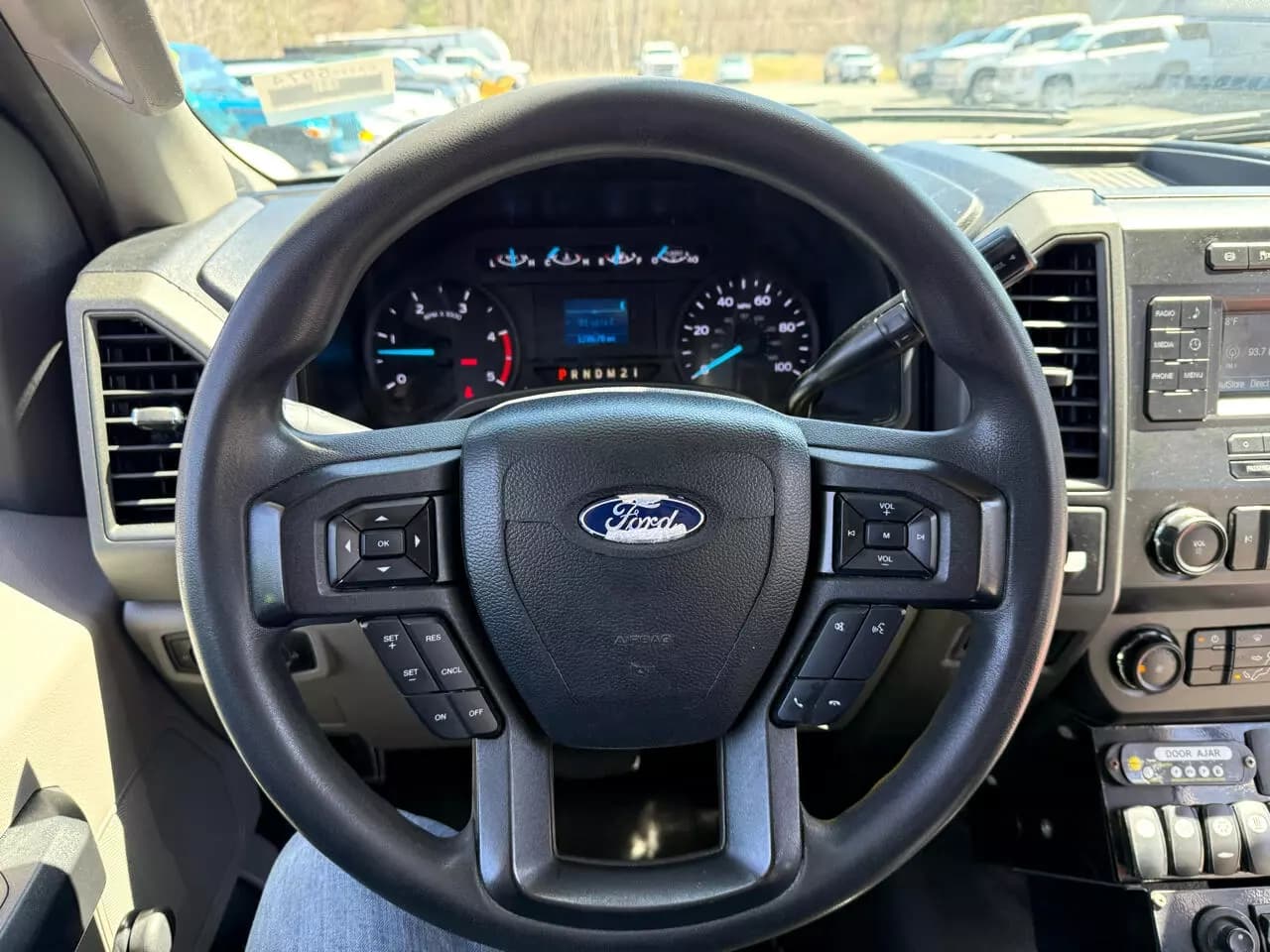 2019 Ford F550 ADA Shuttle Bus - Image 24