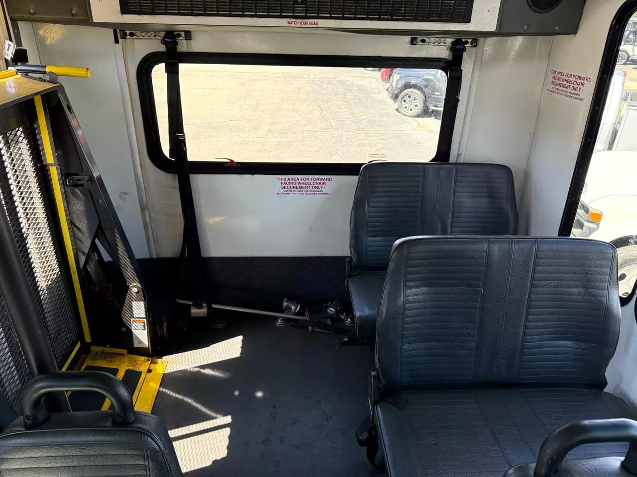 2019 Ford F550 ADA Shuttle Bus - Image 30