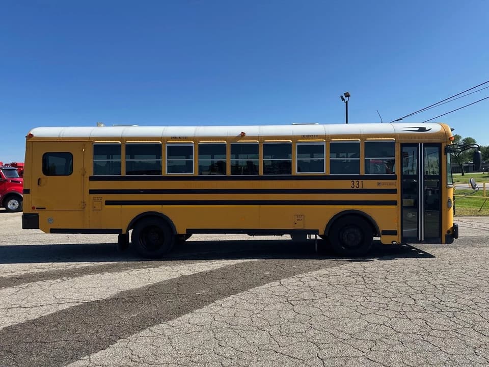 2013 Blue Bird Flat Nose ADA School Bus - Image 12