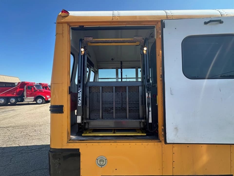 2013 Blue Bird Flat Nose ADA School Bus - Image 6