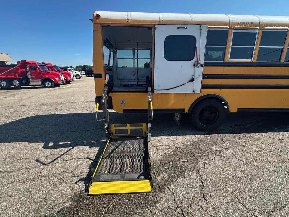 2013 Blue Bird Flat Nose ADA School Bus - Image 8