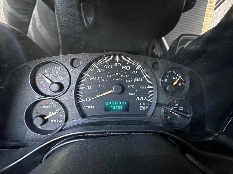 2007 Chevrolet Express 3500 Shuttle Bus - Image 23