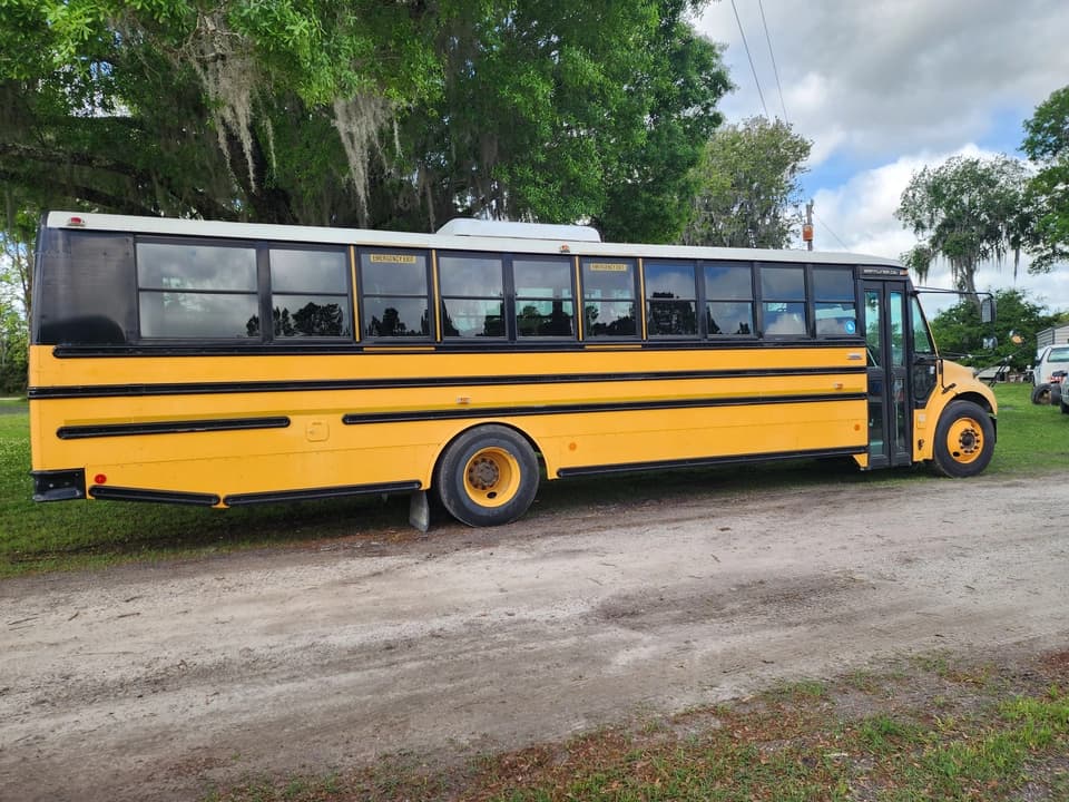 2012 Thomas Built School Bus - Image 5