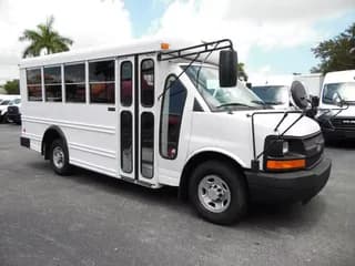 2008 Chevrolet Express 3500 bus