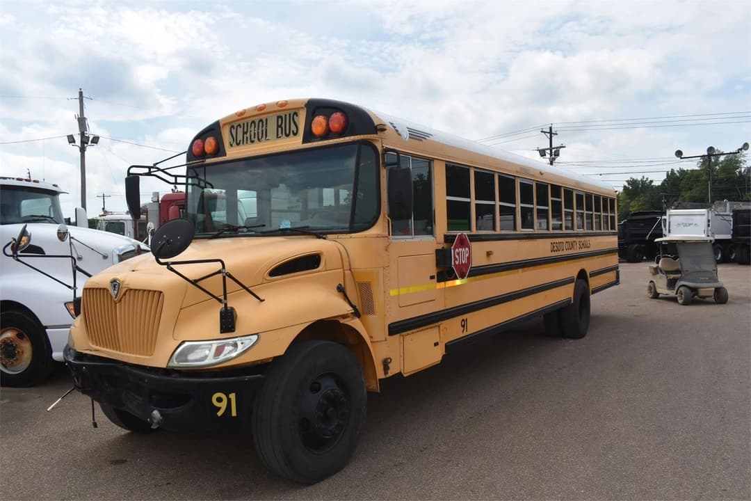 2010 IC CE School Bus - Image 1