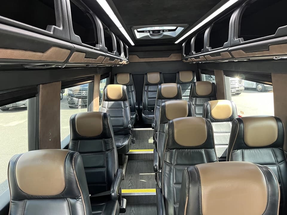 2017 Mercedes-Benz Sprinter Passenger Van - Image 7