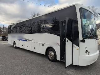 2013 Freightliner CT Customs bus
