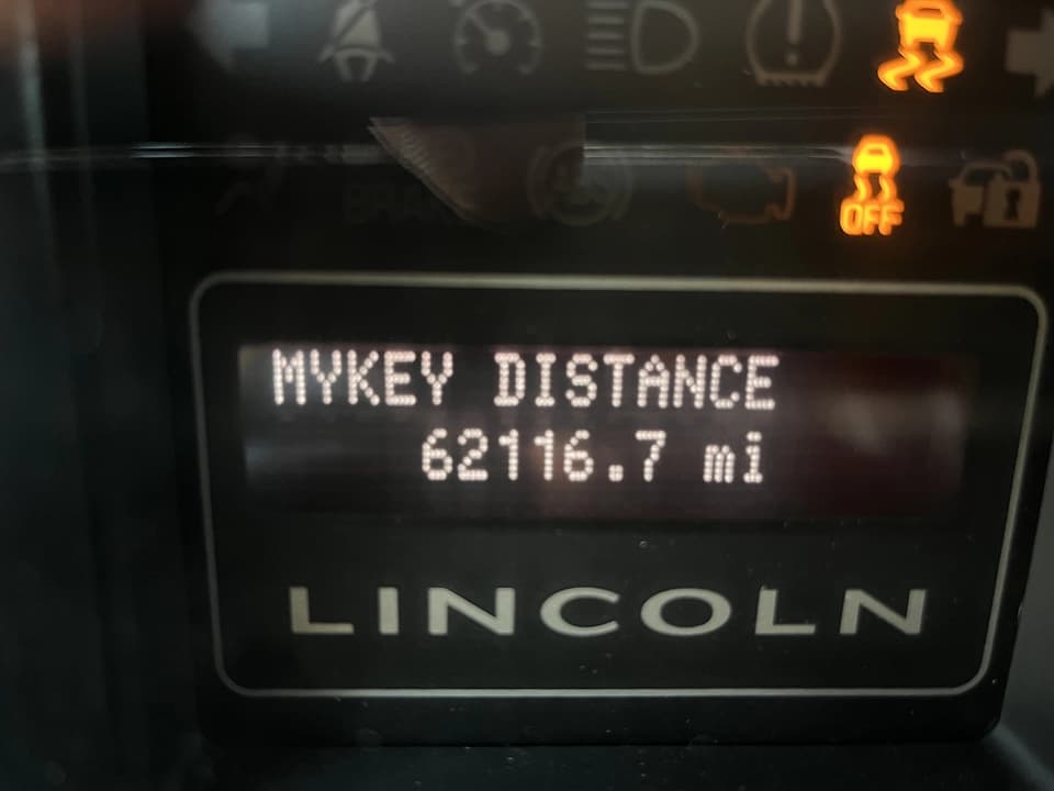 2013 Moonlight Lincoln Navigator bus