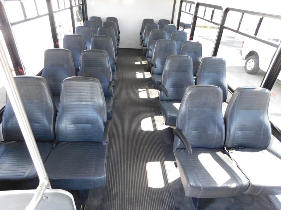 2014 Freightliner M2 Shuttle Bus - Image 15