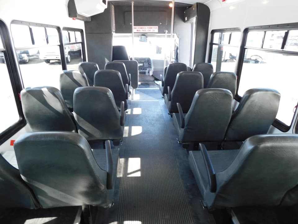 2014 Freightliner M2 Shuttle Bus - Image 26