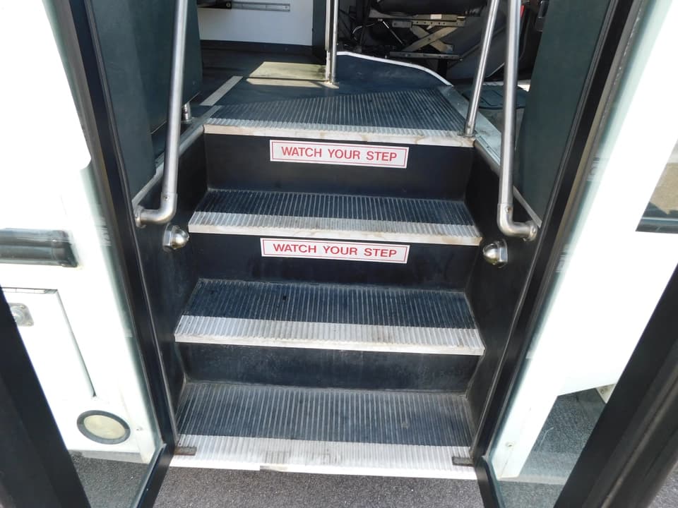 2014 Freightliner M2 Shuttle Bus - Image 14