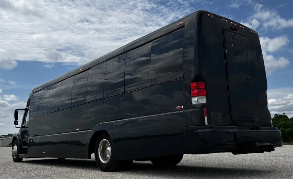 2016 Freightliner M2 Shuttle Bus - Image 3