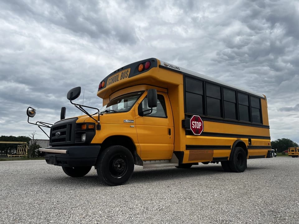 2016 Ford E450 Collins School Bus - Image 2