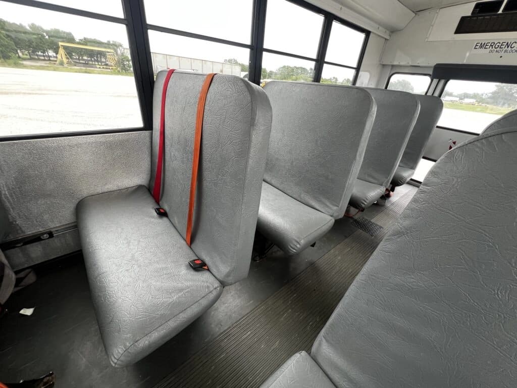 2016 Ford E450 Collins School Bus - Image 5