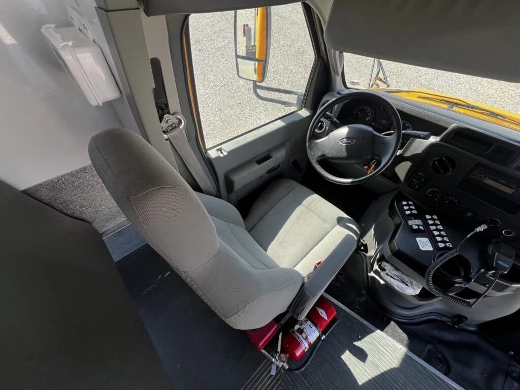2017 Ford E450 Micro Bird School Bus - Image 6