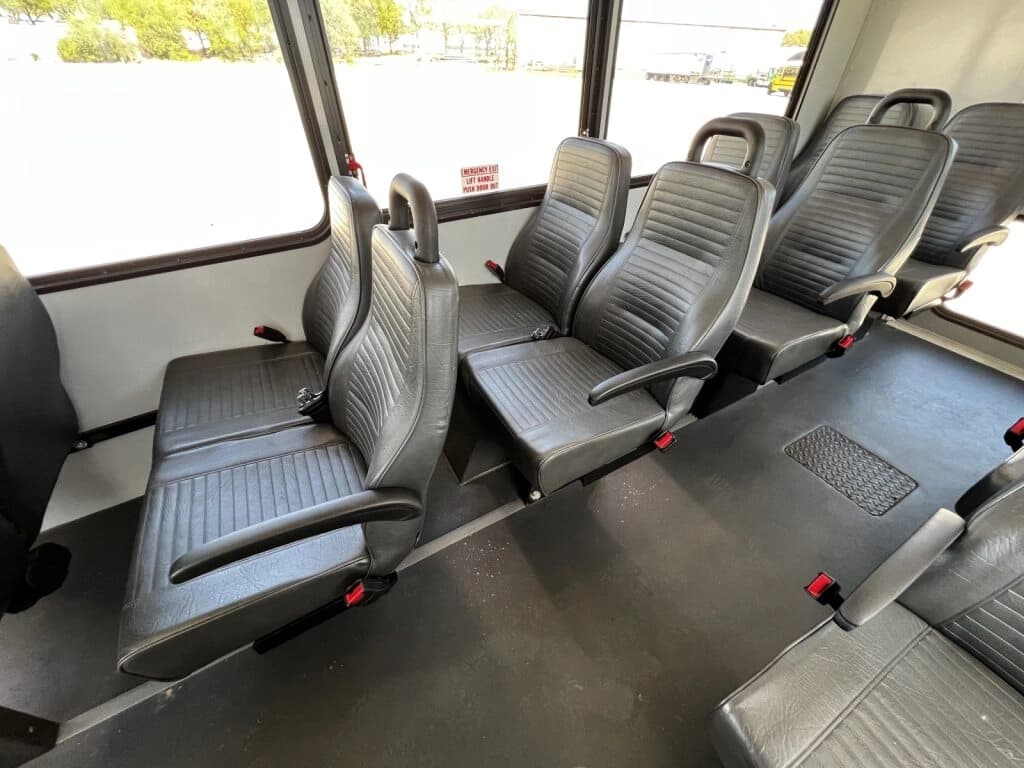 2019 Chevrolet Arboc Shuttle Bus - Image 11