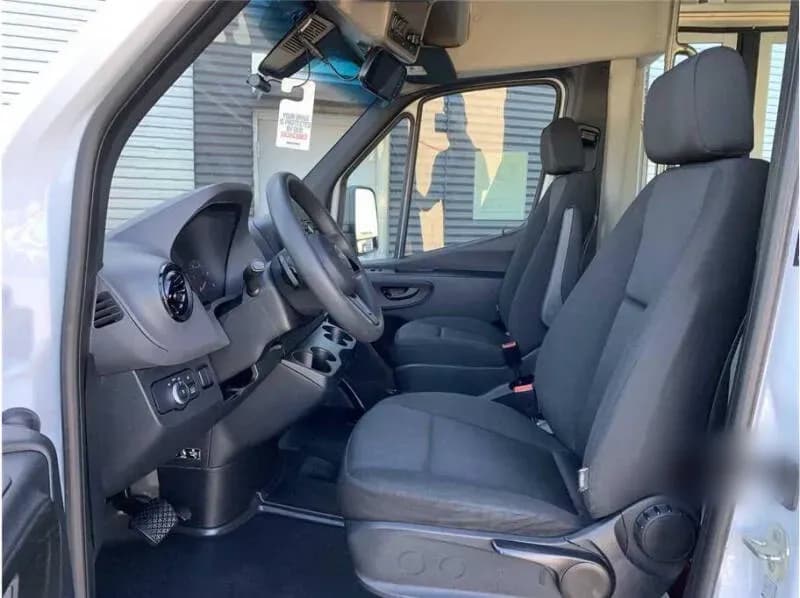 2021 Freightliner Sprinter 3500XD Shuttle Bus - Image 6