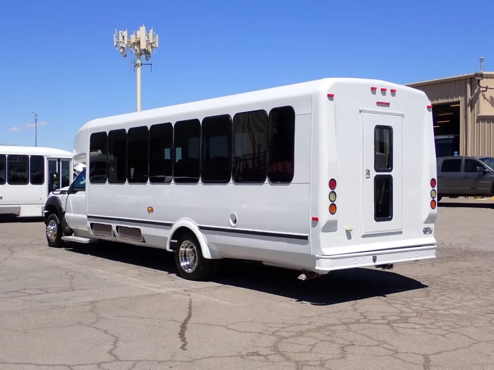 2012 Ford ElDorado Aero Elite Shuttle Bus - Image 5