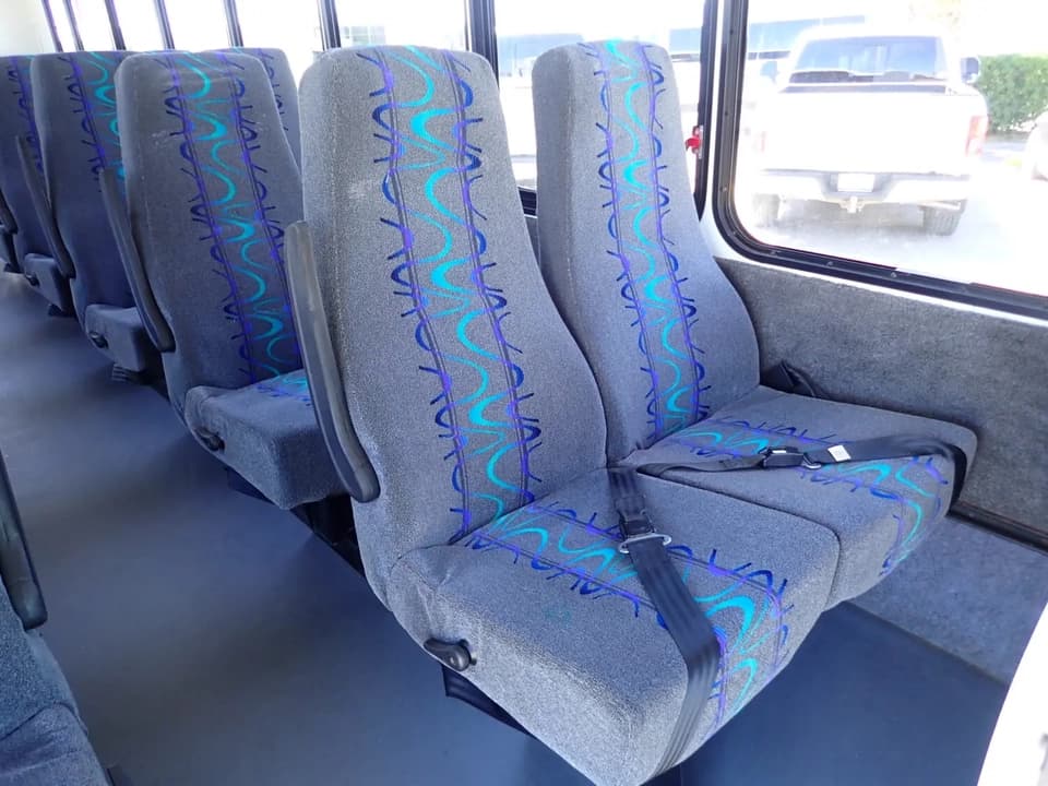 2012 Ford ElDorado Aero Elite Shuttle Bus - Image 8