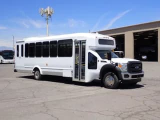 2016 Ford Aero Elite bus