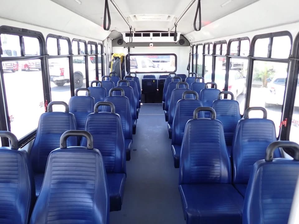 2016 Ford ElDorado Aero Elite ADA Shuttle Bus - Image 8