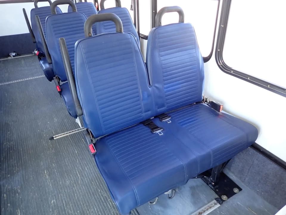 2016 Ford ElDorado Aerotech ADA Shuttle Bus - Image 7