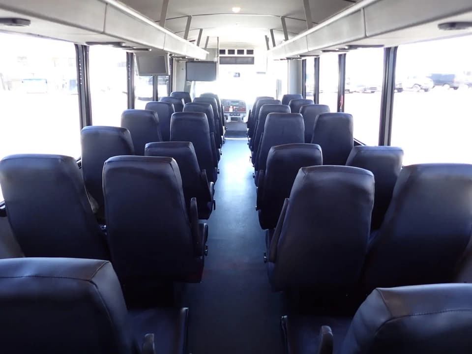 2015 Freightliner Champion Defender Shuttle Bus - Image 8