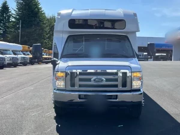 2017 Ford Turtle Top Odyssey Shuttle Bus - Image 3