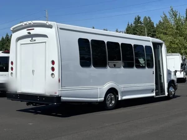 2017 Ford Turtle Top Odyssey Shuttle Bus - Image 4