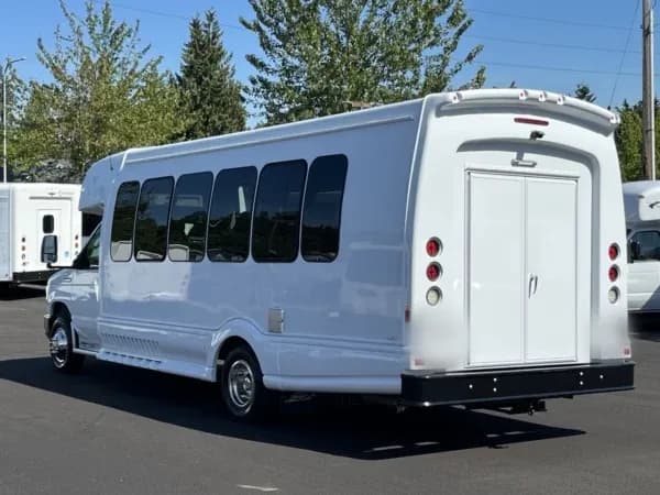 2017 Ford Turtle Top Odyssey Shuttle Bus - Image 5