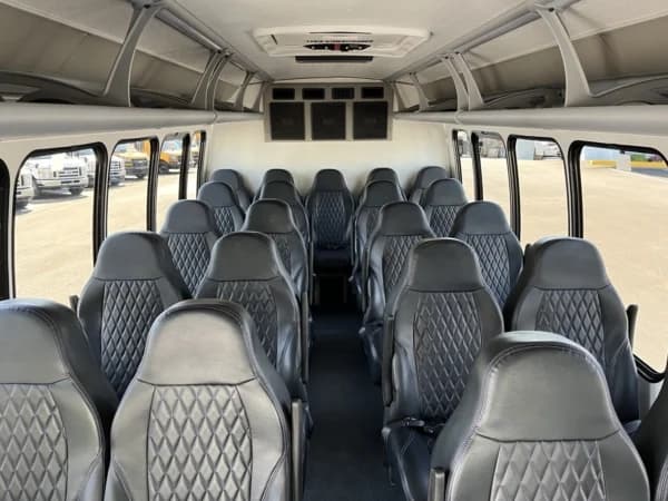 2017 Ford Turtle Top Odyssey Shuttle Bus - Image 9
