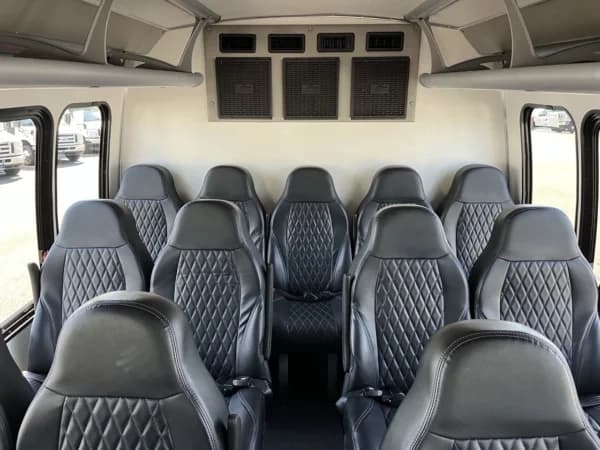 2017 Ford Turtle Top Odyssey Shuttle Bus - Image 10