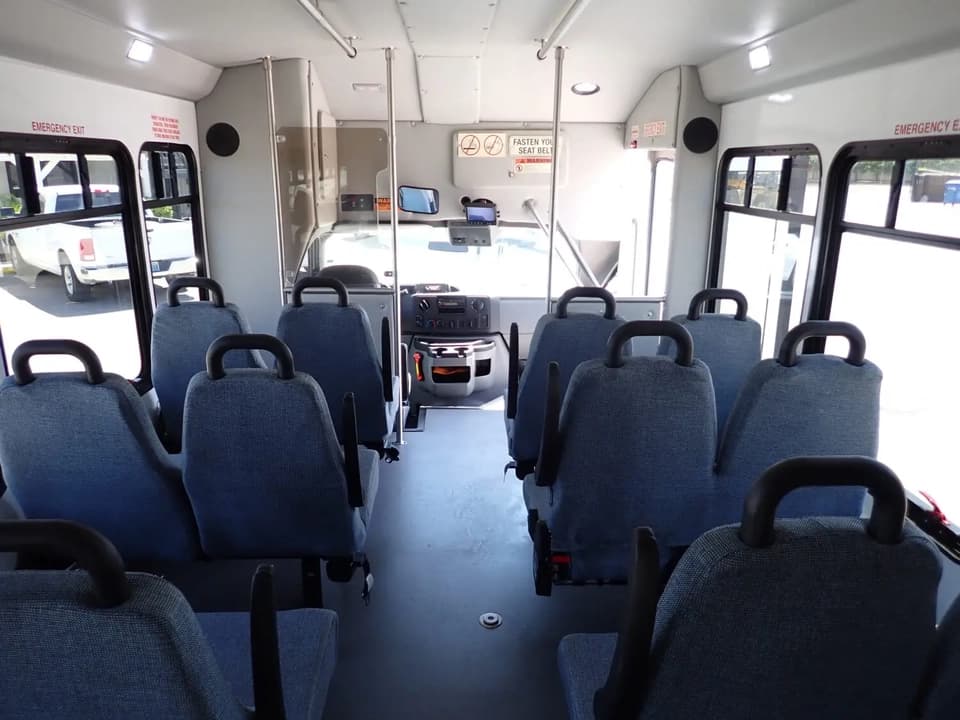 2019 Ford Starcraft Allstar ADA Shuttle Bus - Image 8