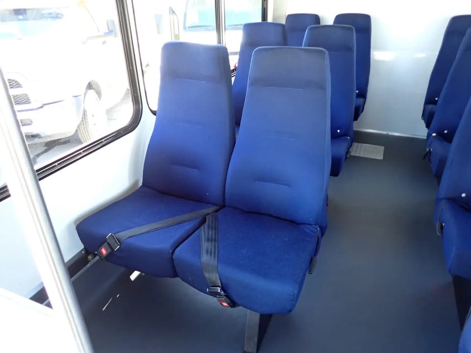 2017 Ford Starcraft Allstar Shuttle Bus - Image 7