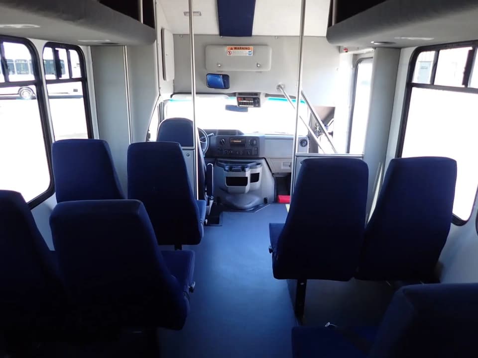 2017 Ford Starcraft Allstar Shuttle Bus - Image 8