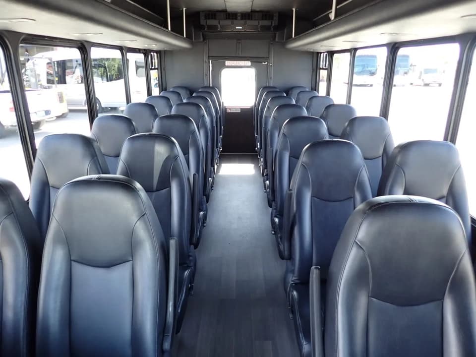 2019 Ford Starcraft Allstar MVP Shuttle Bus - Image 8
