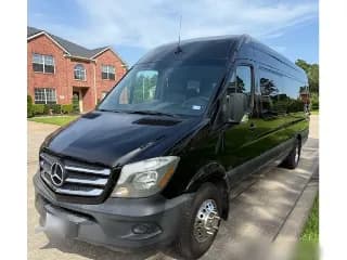 2017 Mercedes-Benz Sprinter bus