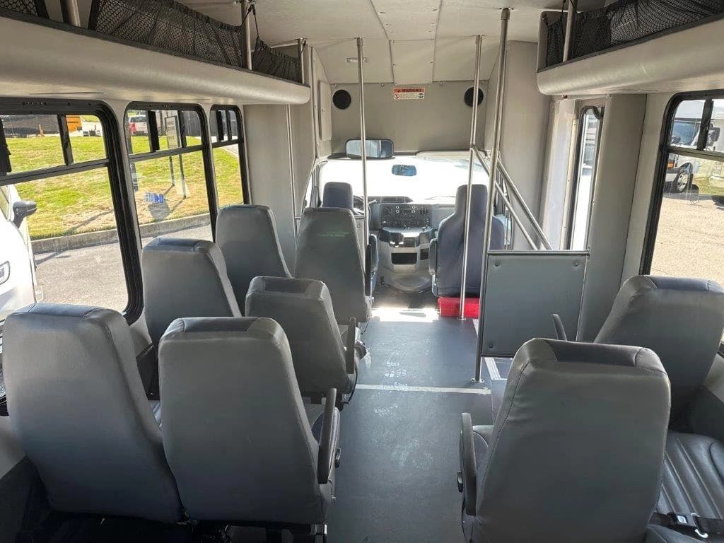 2019 Starcraft Allstar Shuttle Bus - Image 5