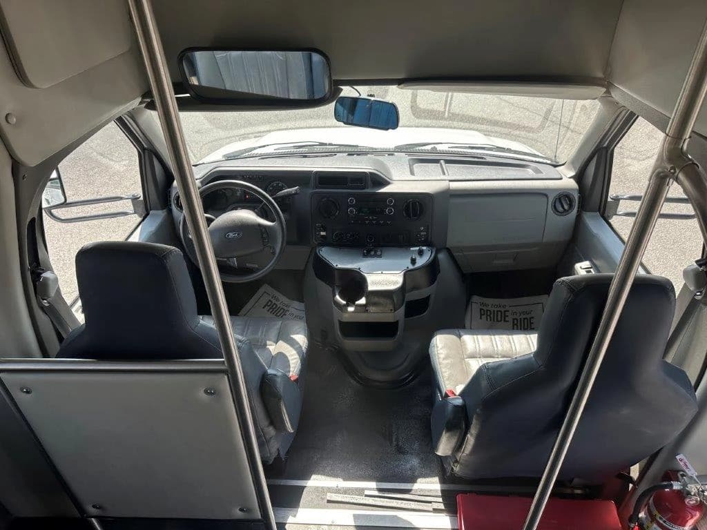 2019 Starcraft Allstar Shuttle Bus - Image 6