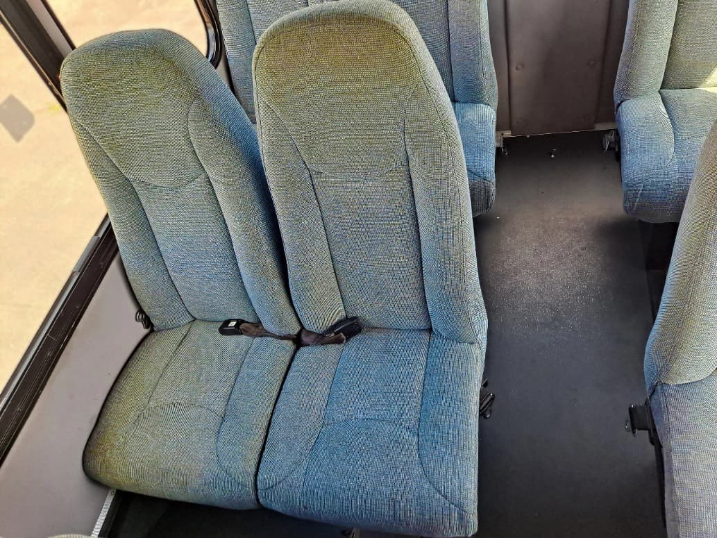 2016 Ford Starcraft Starquest Shuttle Bus - Image 6