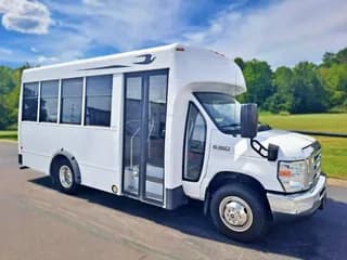 2016 Ford E350 bus