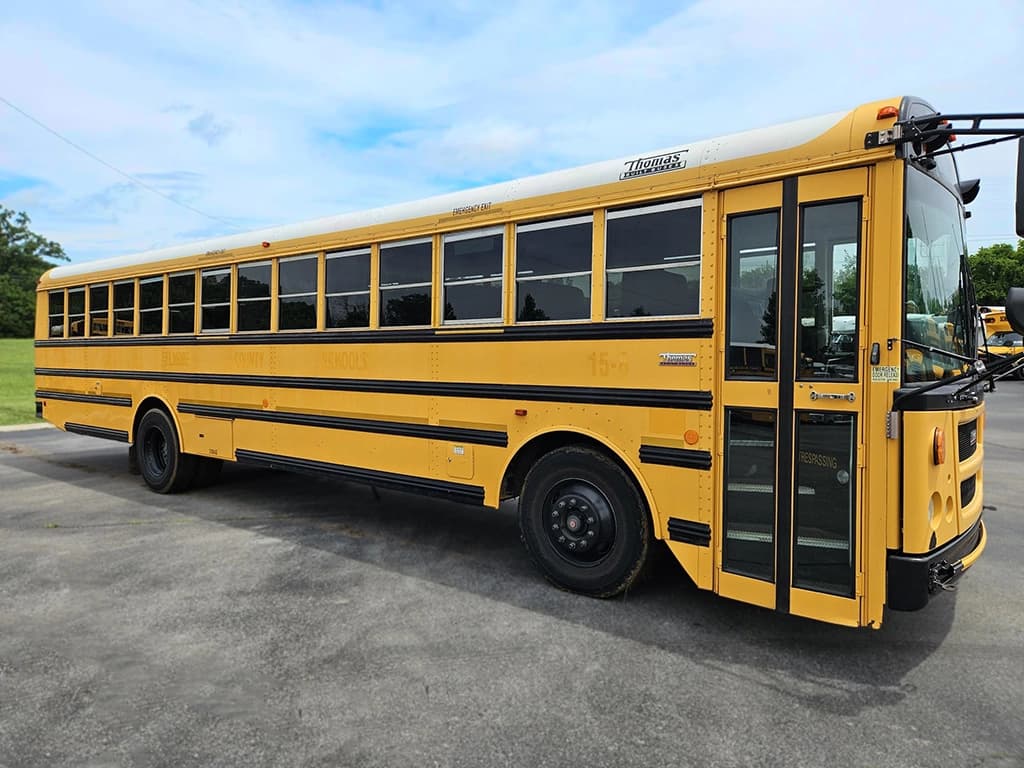 2015 Thomas EFX School Bus - Image 2