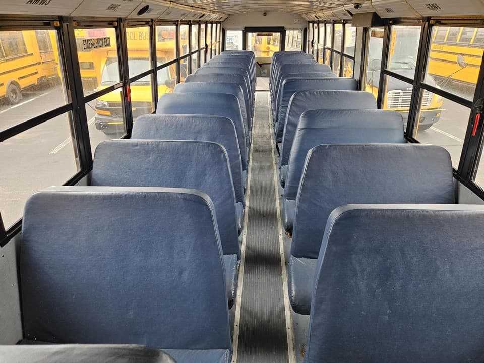 2015 Thomas C2 School Bus - Image 4