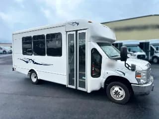 2014 Starcraft Allstar bus