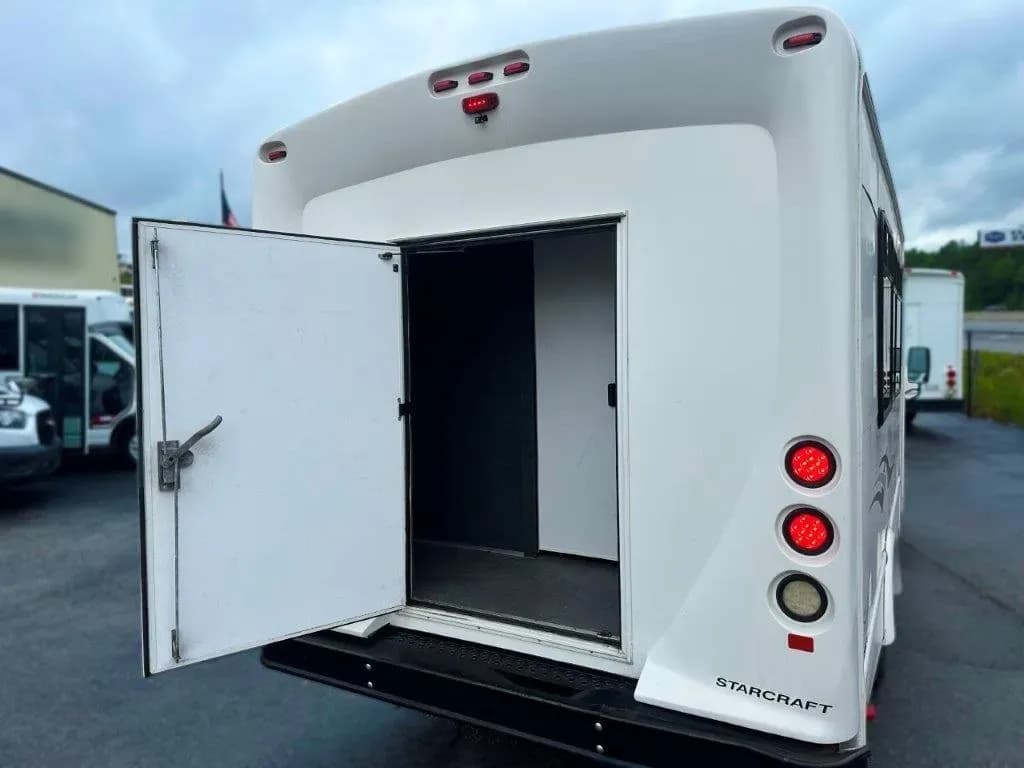 2014 Starcraft Allstar Shuttle Bus - Image 3