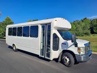 2013 Starcraft Allstar MVP bus