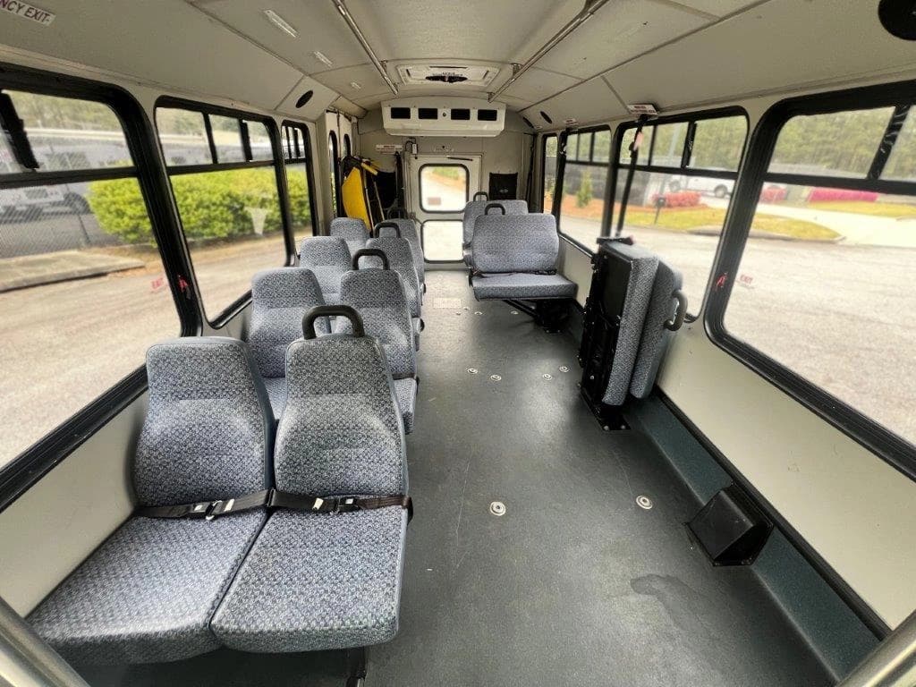 2013 Chevrolet Champion Defender Shuttle Bus - Image 6