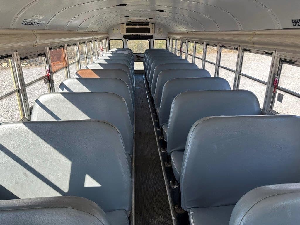 2009 Blue Bird Vision School Bus - Image 6
