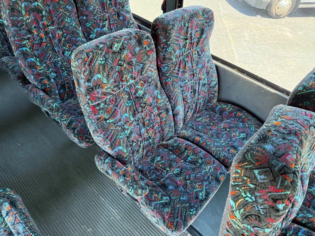 2008 Starcraft XLT Shuttle Bus - Image 7